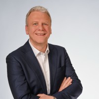 Torsten Urban Email