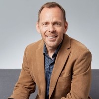  Employee John Mozas's profile photo