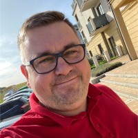 Marcin Sobczyk Email