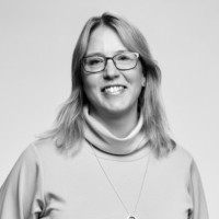 Helen Bäckroos Email