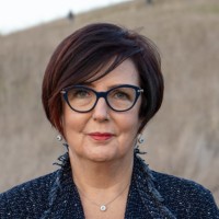 Surge Employee Elaine Barakos's profile photo