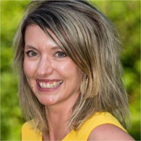 DS DISTRIBUTION - Distribution & Services Employee Nelly Ribeiro's profile photo