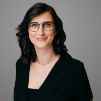 Isabella Bosch Email