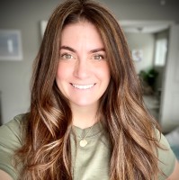 Anna Follman Email & Phone Number