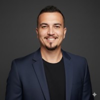 MLOps Community Employee Diego Mangabeira's profile photo