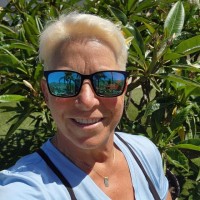 Bobbie Solomon Email & Phone Number