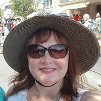 Wendy Lyons Email & Phone Number