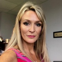 Skybus LLC Employee Lisa M.'s profile photo