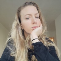 Anna Glukhikh Email