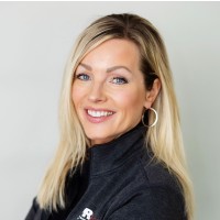 Linn Zander Email & Phone Number