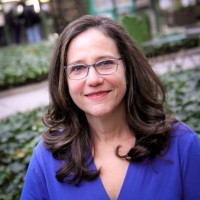 Beacon Hill Employee Lorri Zelman's profile photo