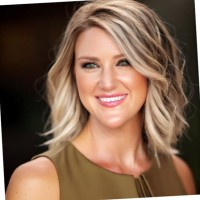 David's Bridal Employee Sara Smith's profile photo