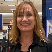 The Clever Factory Inc. Employee Susan Smith's profile photo