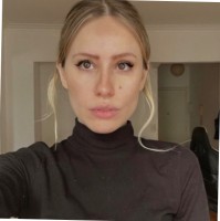 Alice Diniz Correia Email & Phone Number