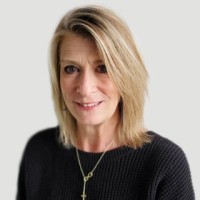 ONEIL Employee Donna England's profile photo