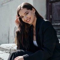Feride Fetkulaeva Email