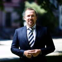 Berkshire Hathaway HomeServices Warren Residential Employee Nick Warren's profile photo