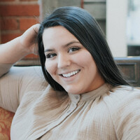 Gleam Electrical and Lighting Design Employee Kayla Perry's profile photo