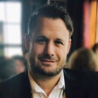 Nicholas Larkin Email