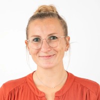 Julia Förth Email
