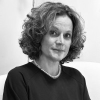 Sandra Escobar Vilá Email