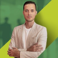 Ahead Shipping Employee Gustavo Valmorbida's profile photo