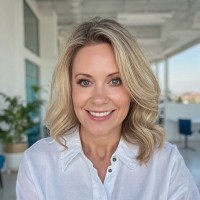 First Western Trust Employee Suzanne Johnson's profile photo