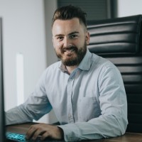 Alexander Schneider Email