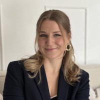 Viktoria Judis Email