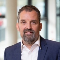 Stefan Küpper Email