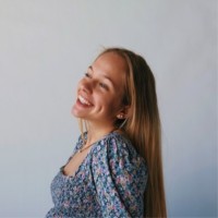 Emma Braeutigam Email & Phone Number