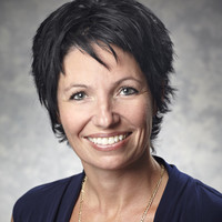 Sun Life Financial Employee Tracey Harrison's profile photo