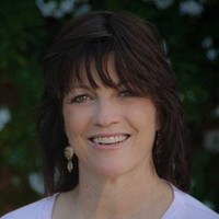 Stephanie Everett Email & Phone Number