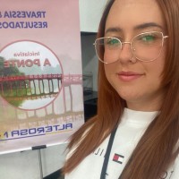 Laura Melo Email