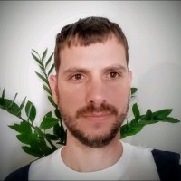 Luis Café Email