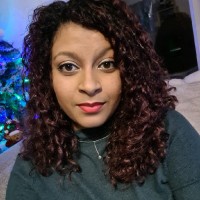 Mr.Bricolage Réunion Employee Chloé Nembly's profile photo