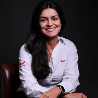 Camila Pinheiro de Oliveira Email