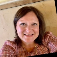 James Oxygen Employee Beth Brittain's profile photo