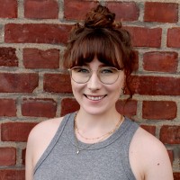 Lara Liguda Email
