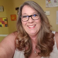 Avēsis Employee Lori Peterson's profile photo