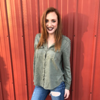MIDCO GLOBAL Employee Tess Owens's profile photo