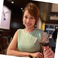 Jasmine Sek Email
