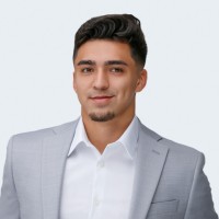 Alejandro Ayon Email