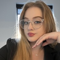 Elaina MacKenzie Email