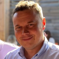 Daniel Shackleton Email