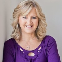 Rodan + Fields Dermatologists / Skin & Beauty Logic Employee Kathy Hayslip's profile photo