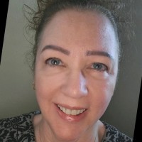 Vivian Freeland Email & Phone Number