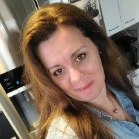 DeSerres Employee Nancy Dumas's profile photo