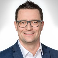 Dominik Grundler Email