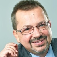 Robert Ruisz Email & Phone Number
